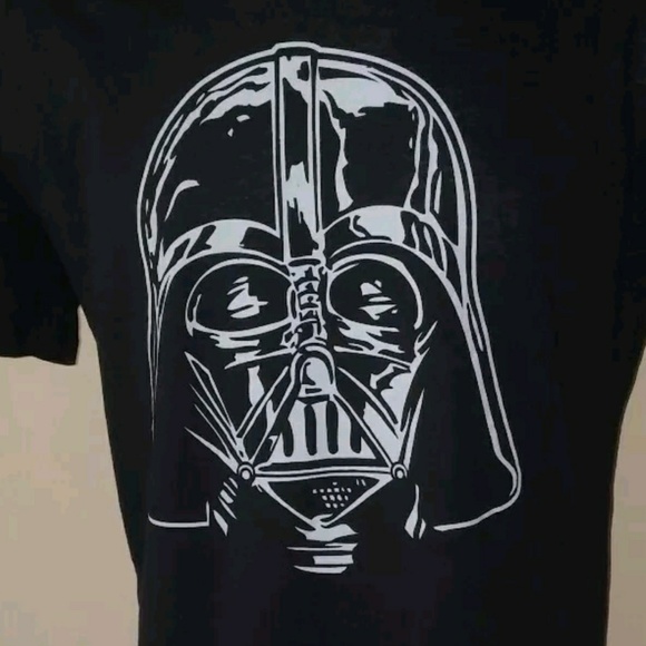 STAR WARS DARTH VADER OUTLINE MOVIE GRAPHIC TEE - Picture 2 of 2
